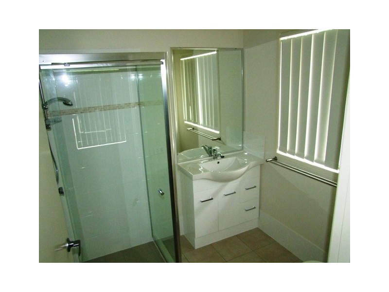 6 Figtree Court, Yamanto QLD 4305