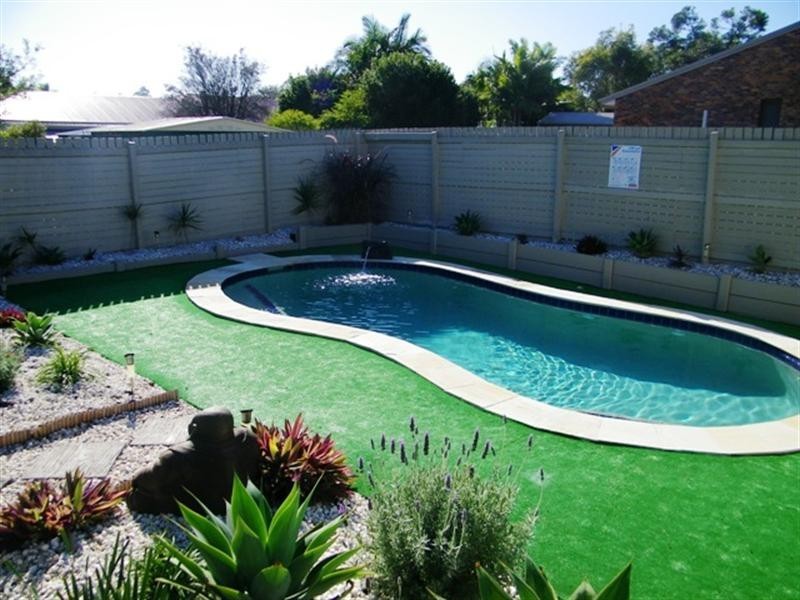 22 Pioneer Drive, Raceview QLD 4305