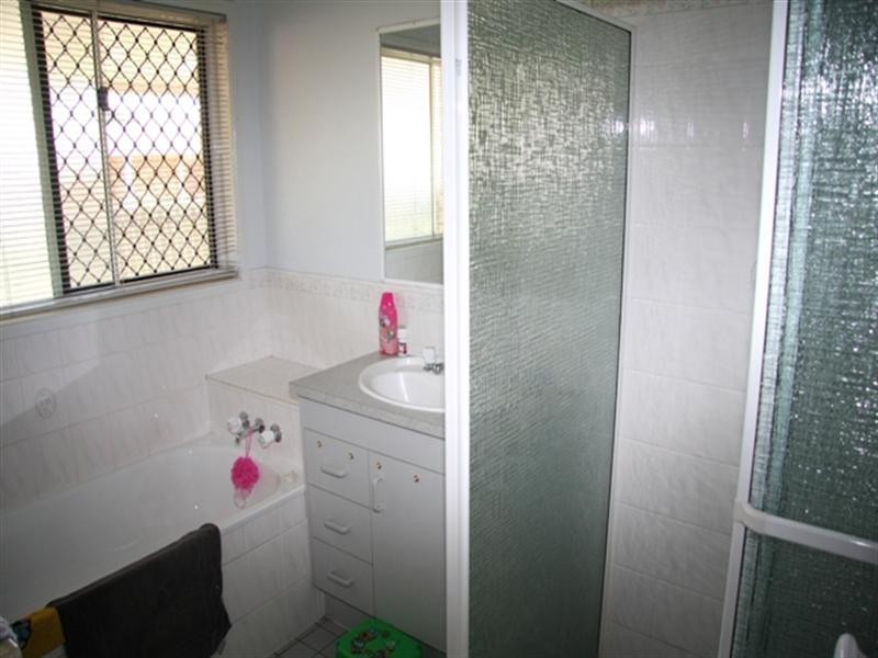 29 Jonquil Circuit, Flinders View QLD 4305