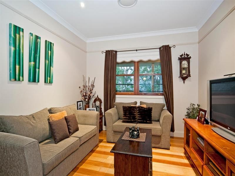 14 St James Place, Flinders View QLD 4305