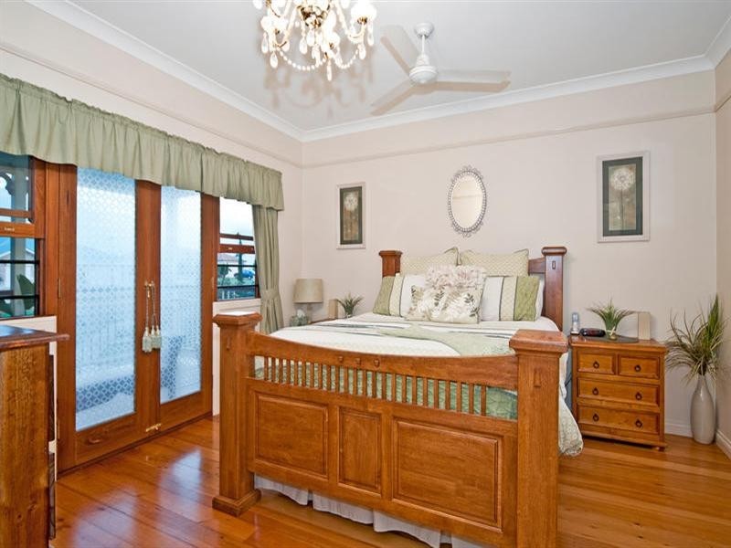 14 St James Place, Flinders View QLD 4305