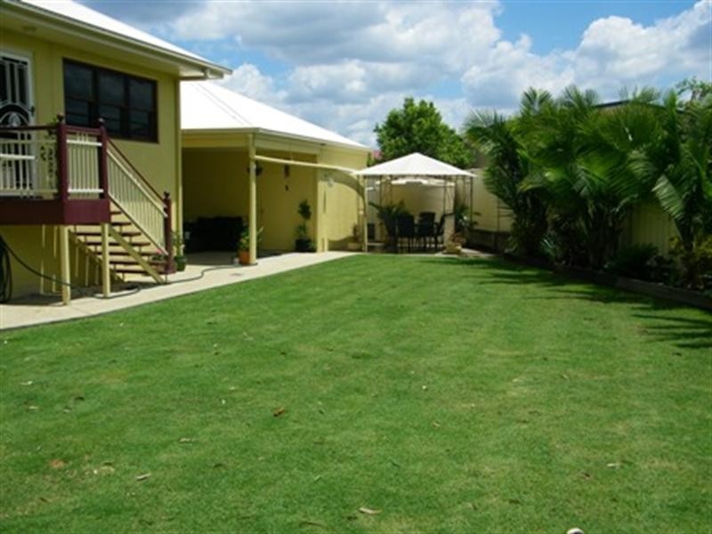 14 St James Place, Flinders View QLD 4305