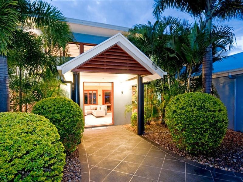 16 Willaroo Close, Flinders View QLD 4305