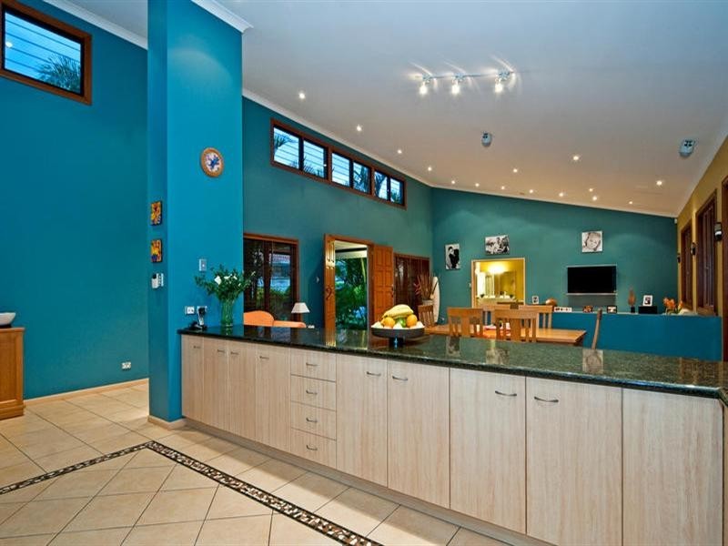 16 Willaroo Close, Flinders View QLD 4305