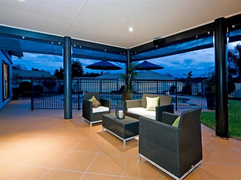 16 Willaroo Close, Flinders View QLD 4305