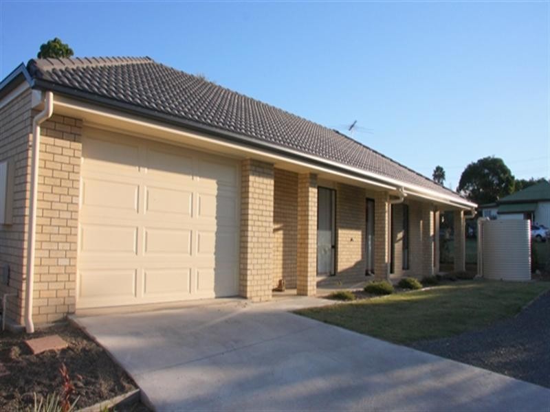 61 Vogel Road, Brassall QLD 4305