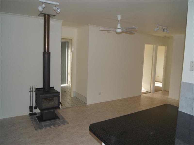 17 Sheppey Place, Yamanto QLD 4305