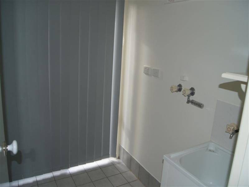 17 Sheppey Place, Yamanto QLD 4305