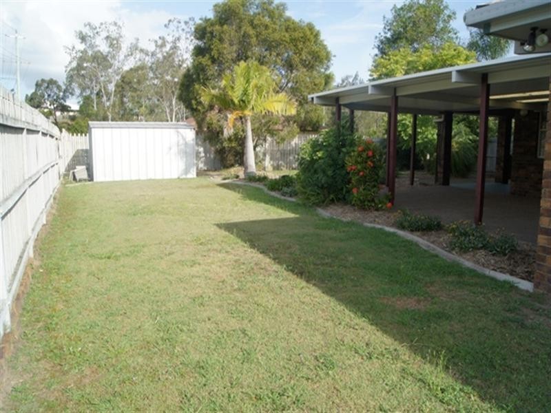 17 Sheppey Place, Yamanto QLD 4305