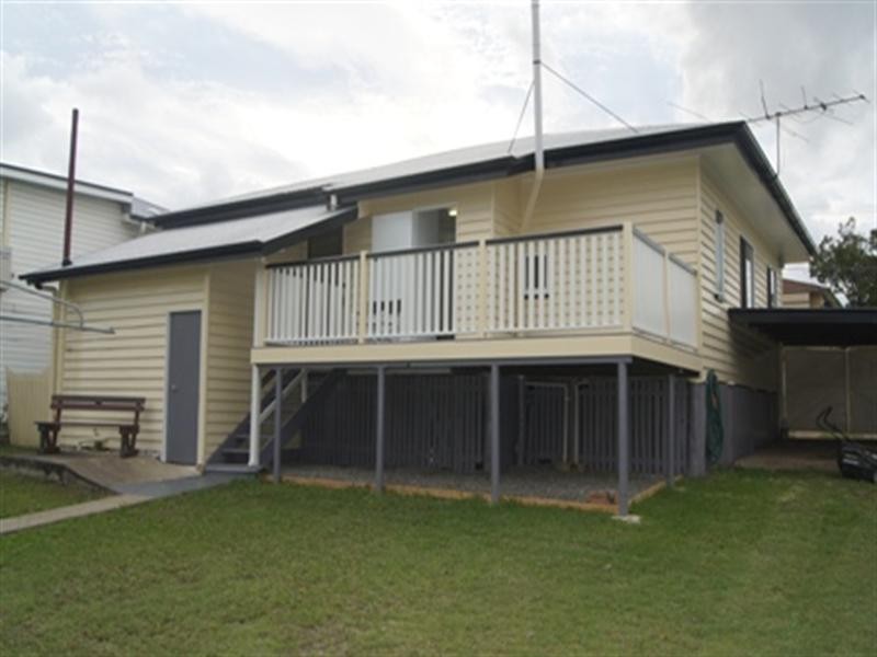 24 McGrath Lane, Booval QLD 4304