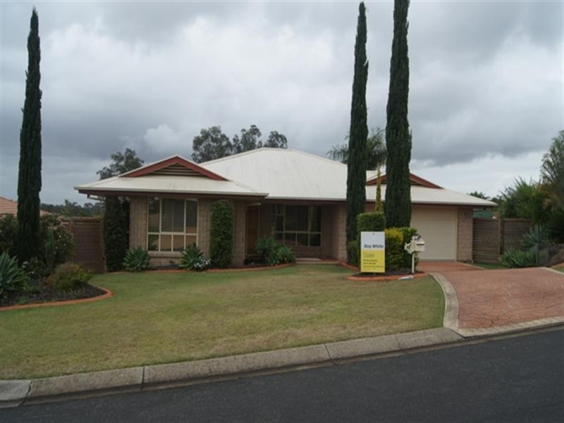 16 Cassinia Place, Flinders View QLD 4305