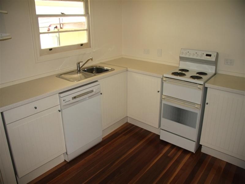 31 Coyne Street, One Mile QLD 4305