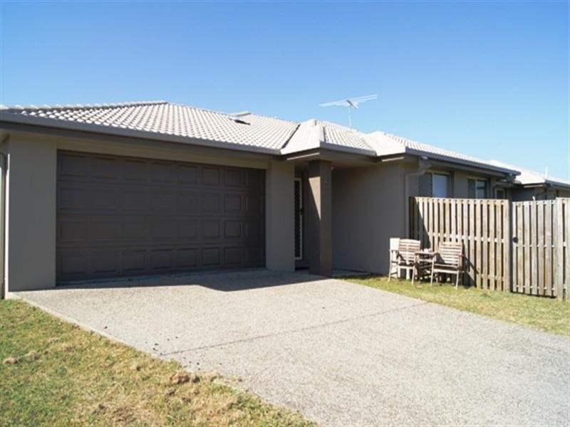7 Ronayne Circle, One Mile QLD 4305