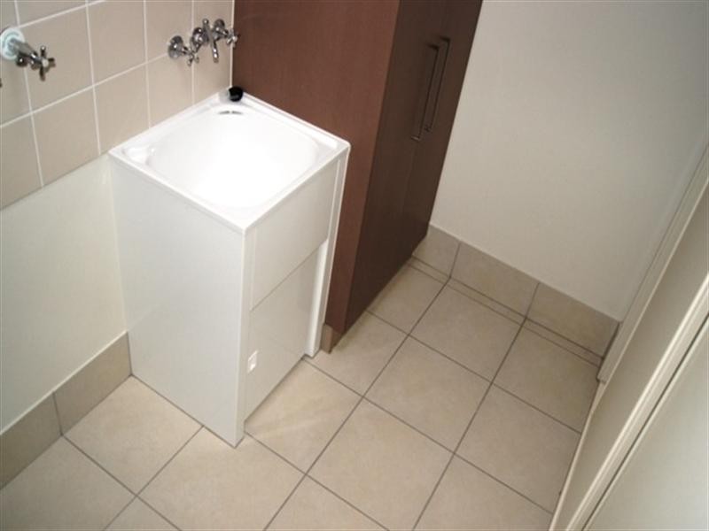 7 Ronayne Circle, One Mile QLD 4305