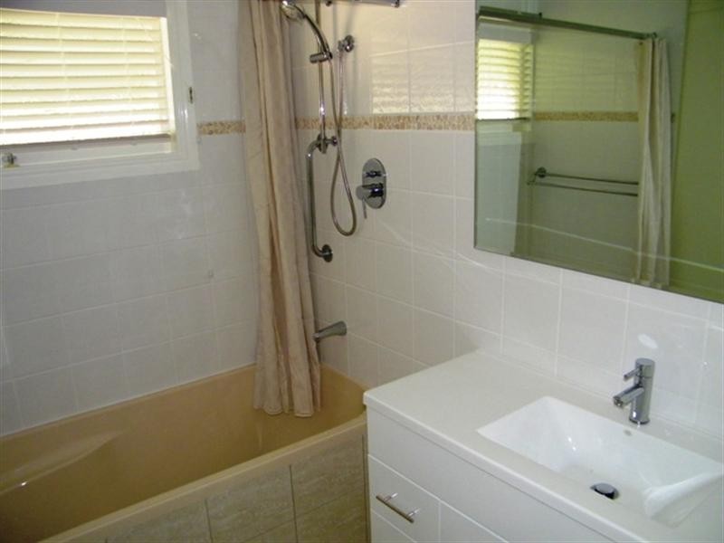 263 Whitehill Road, Raceview QLD 4305