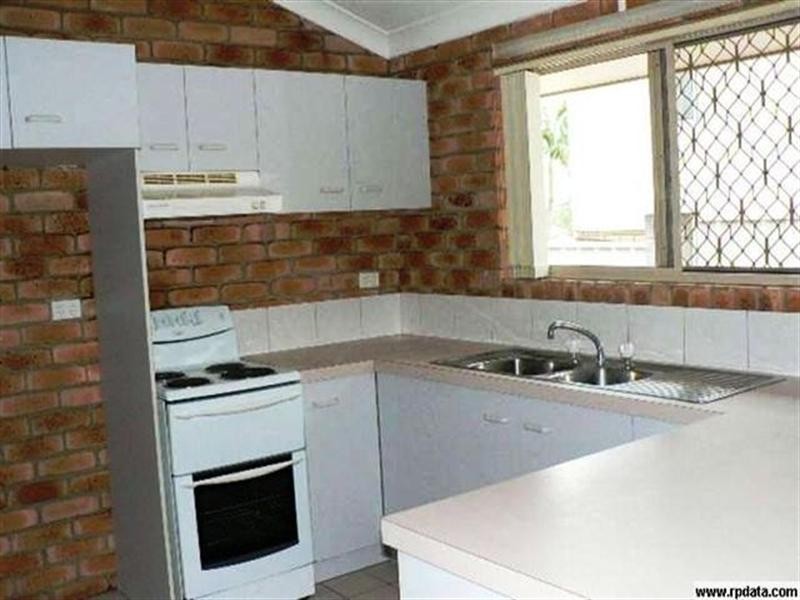 31 Green Way, Churchill QLD 4305