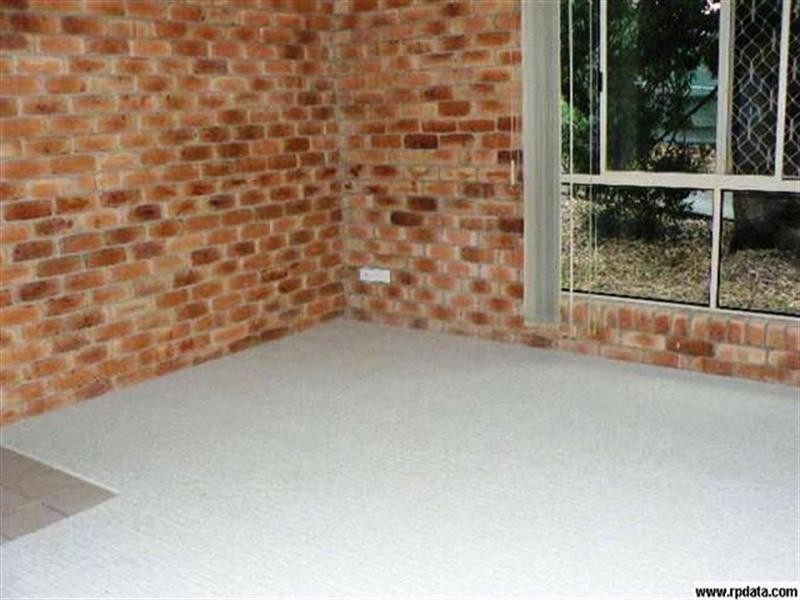 31 Green Way, Churchill QLD 4305