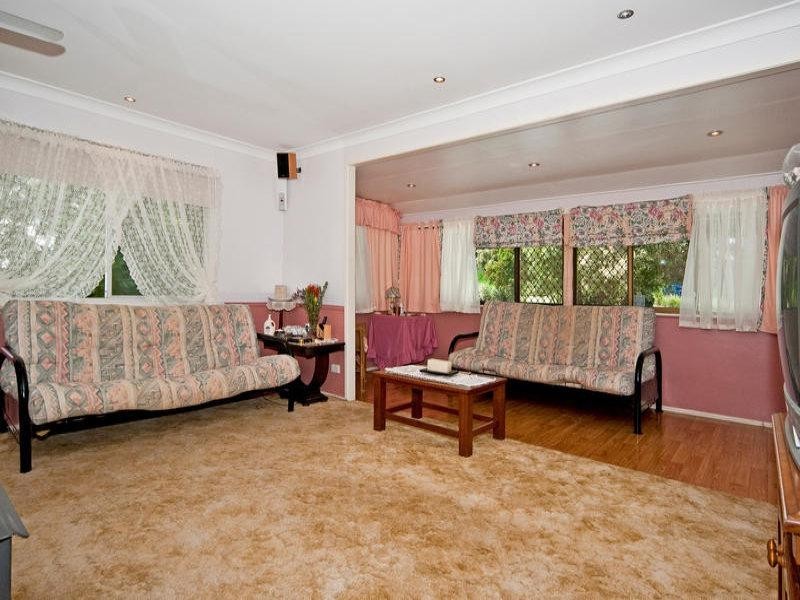 24 Bowen Street, Churchill QLD 4305