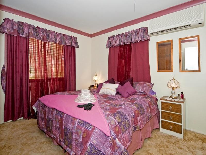 24 Bowen Street, Churchill QLD 4305