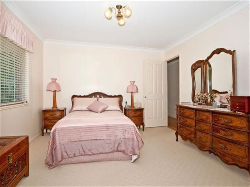 9 Yew Street, Yamanto QLD 4305