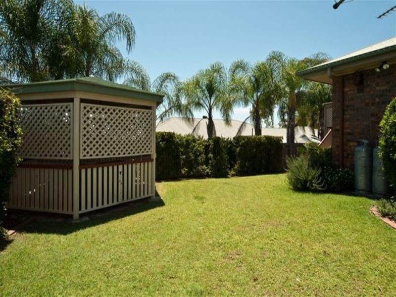 9 Yew Street, Yamanto QLD 4305
