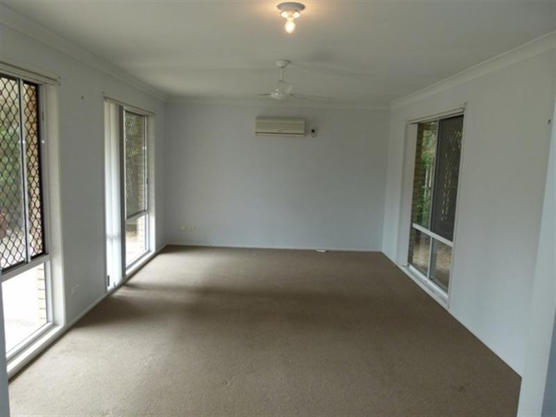 29 Jonquil Circuit, Flinders View QLD 4305