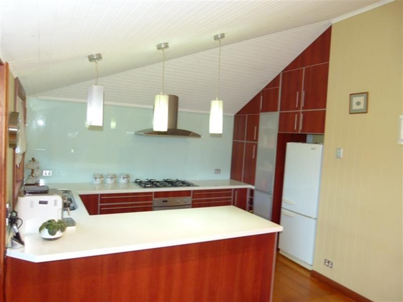 25 North Station Road, North Booval QLD 4304