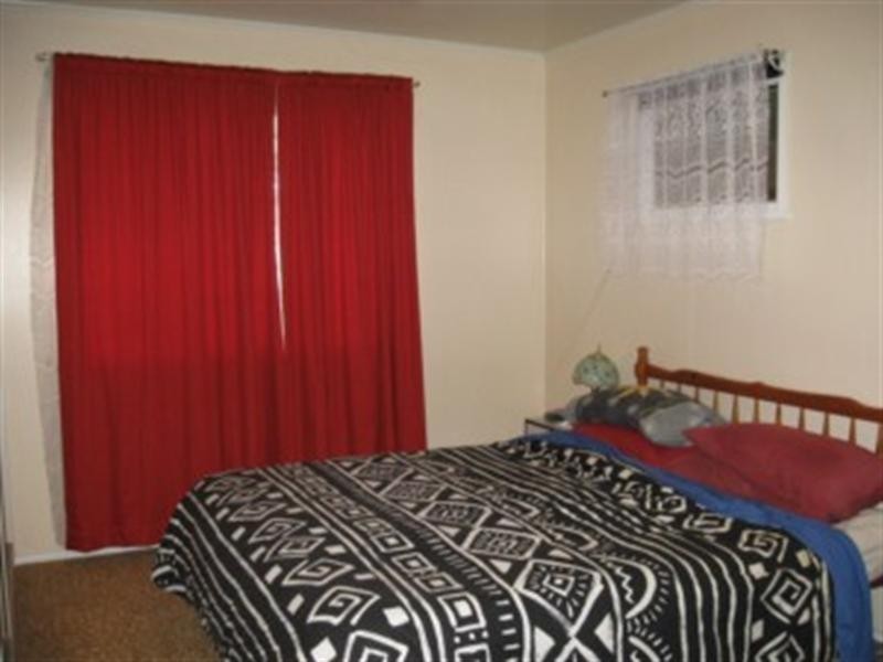 110 Robertson Road, Eastern Heights QLD 4305