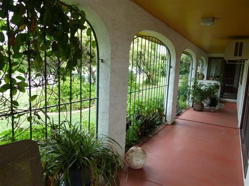 2 Lance Drive, Flinders View QLD 4305