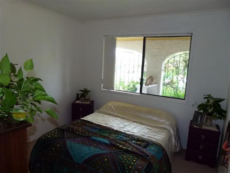 2 Lance Drive, Flinders View QLD 4305