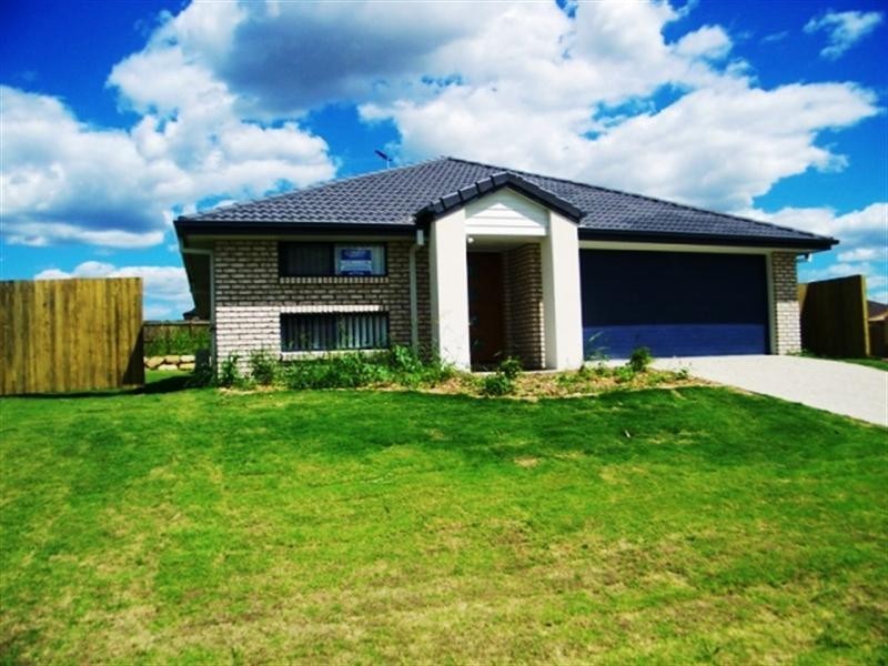 54 Dornoch Crescent, Raceview QLD 4305