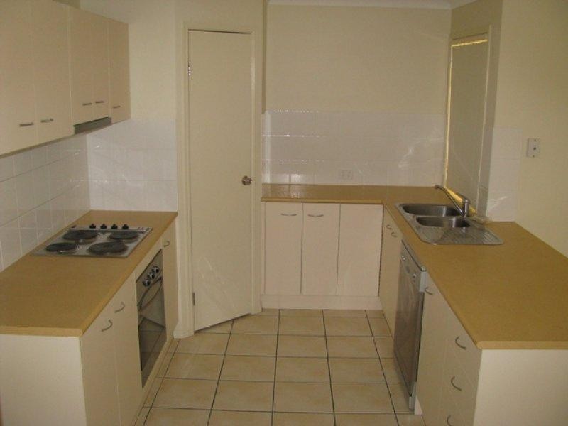 122 Anna Drive, Raceview QLD 4305