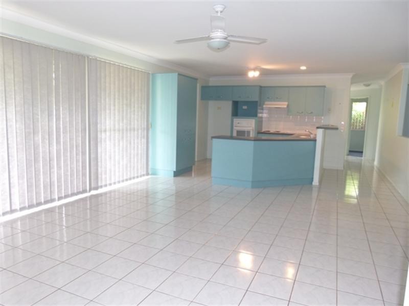 3 Percheron Court, Yamanto QLD 4305