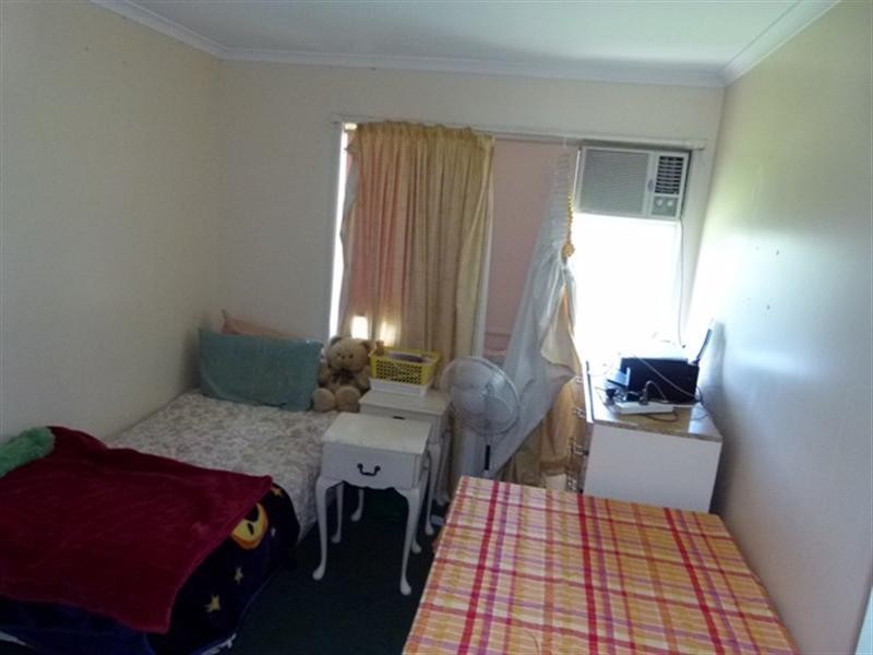 25 Fitzroy Street, Churchill QLD 4305