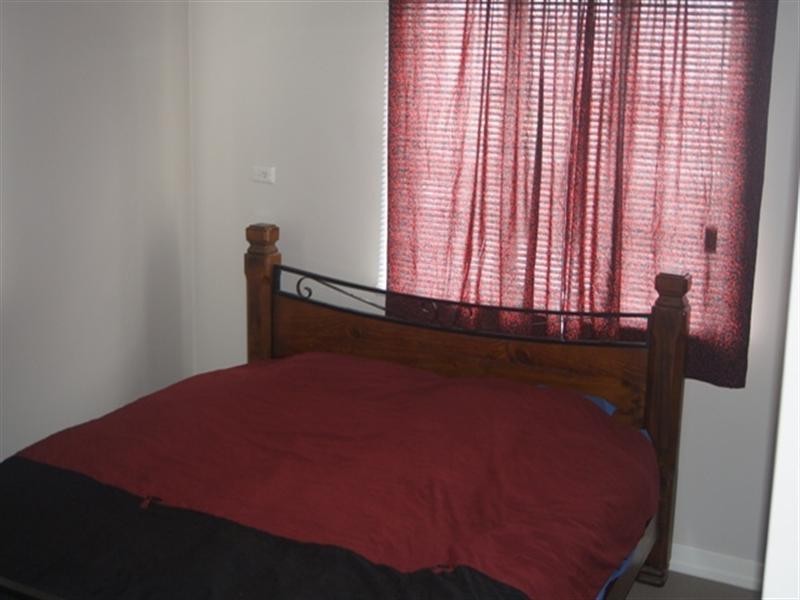 20A Macquarie Street, Silkstone QLD 4304