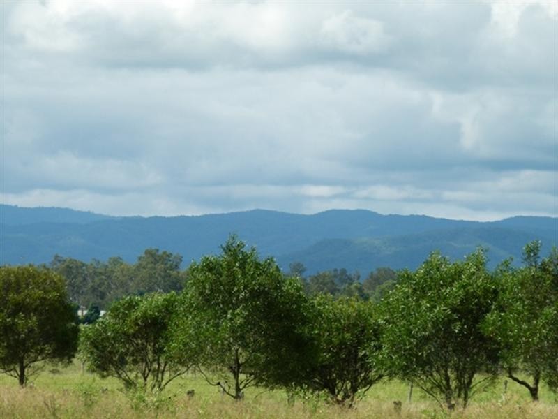 45 Claus Road, Haigslea QLD 4306