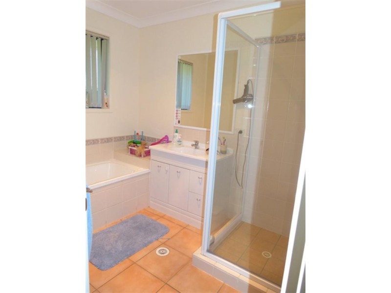 11 Tenville Court, Deebing Heights QLD 4306