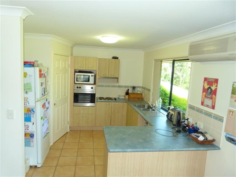 11 Tenville Court, Deebing Heights QLD 4306