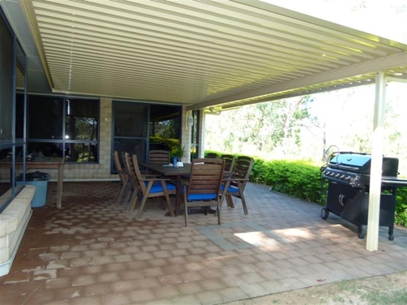 11 Tenville Court, Deebing Heights QLD 4306