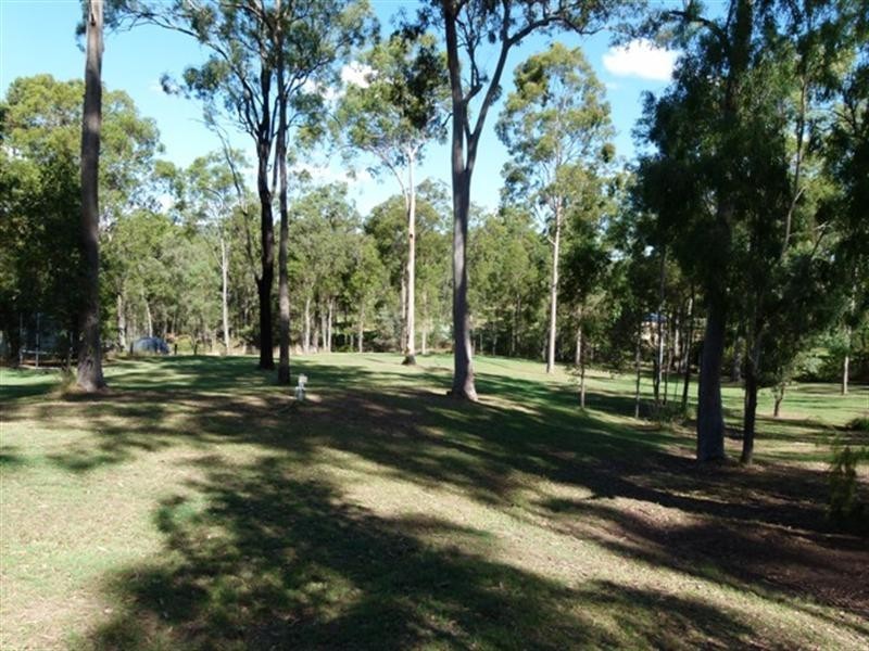 11 Tenville Court, Deebing Heights QLD 4306
