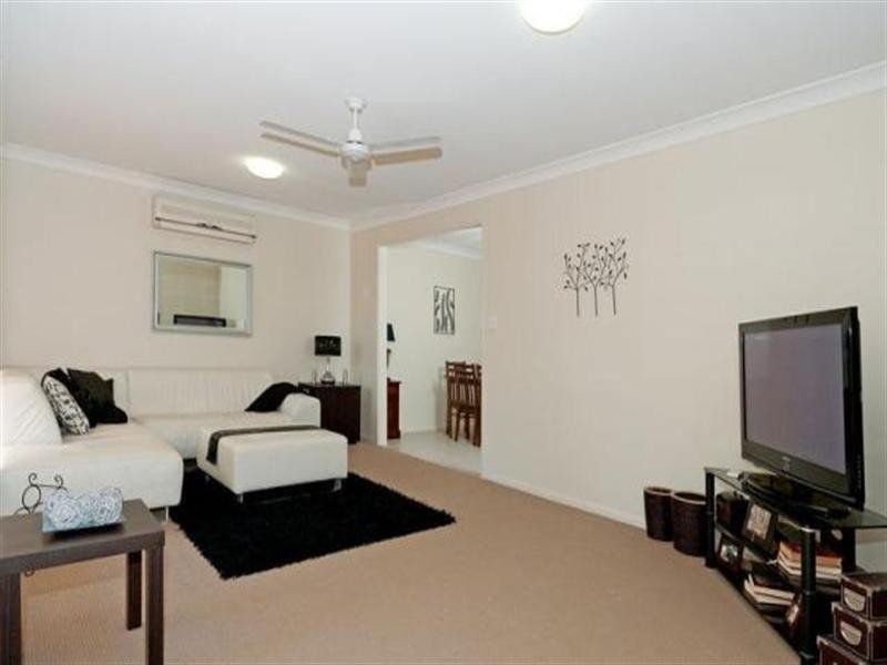 6-8 Aster Street, Yamanto QLD 4305