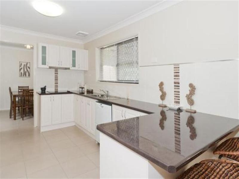 6-8 Aster Street, Yamanto QLD 4305