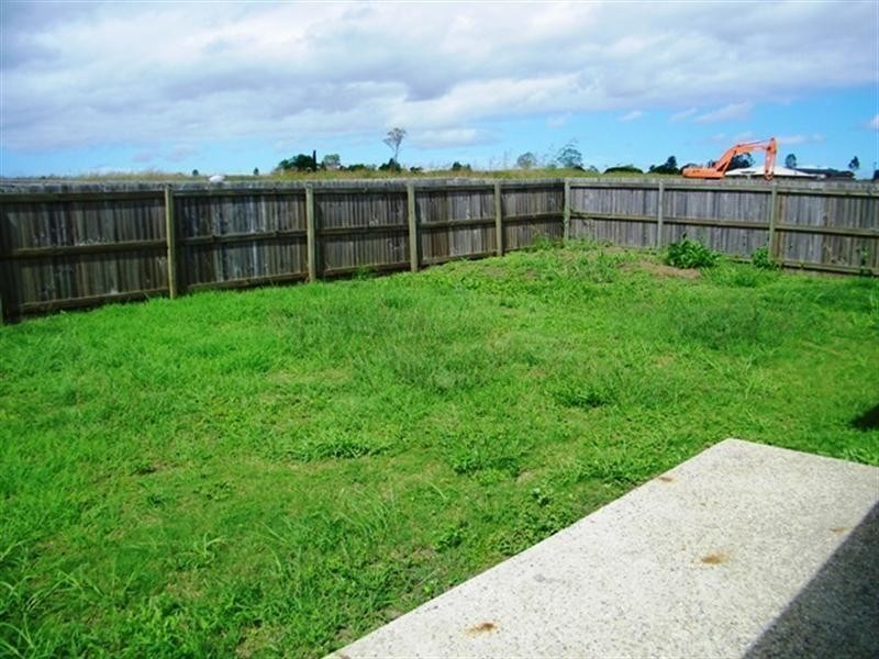 96 jacaranda Drive, Yamanto QLD 4305