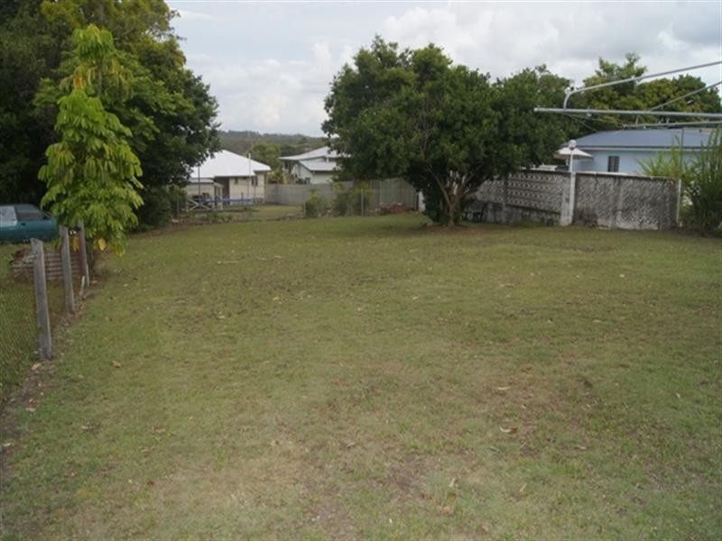 24 McGrath, Booval QLD 4304