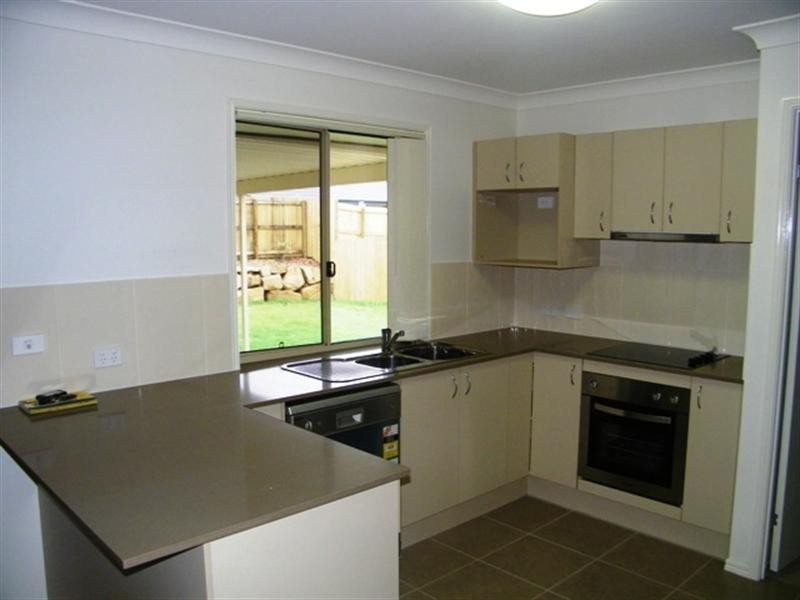 95 Westminster Crescent, Raceview QLD 4305