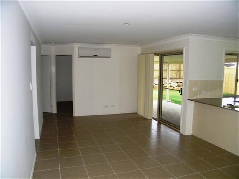 95 Westminster Crescent, Raceview QLD 4305