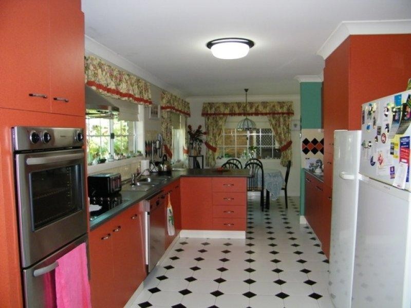 918 Pine Mountain Road, Pine Mountain QLD 4306