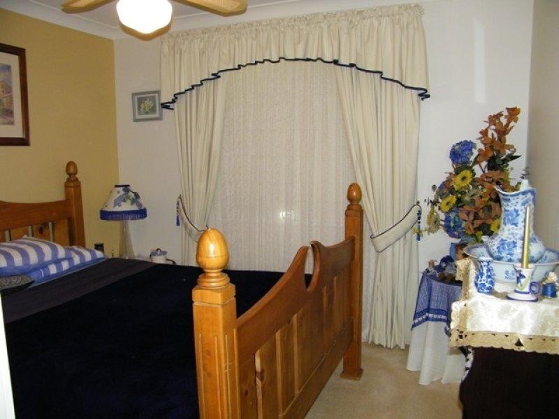 918 Pine Mountain Road, Pine Mountain QLD 4306