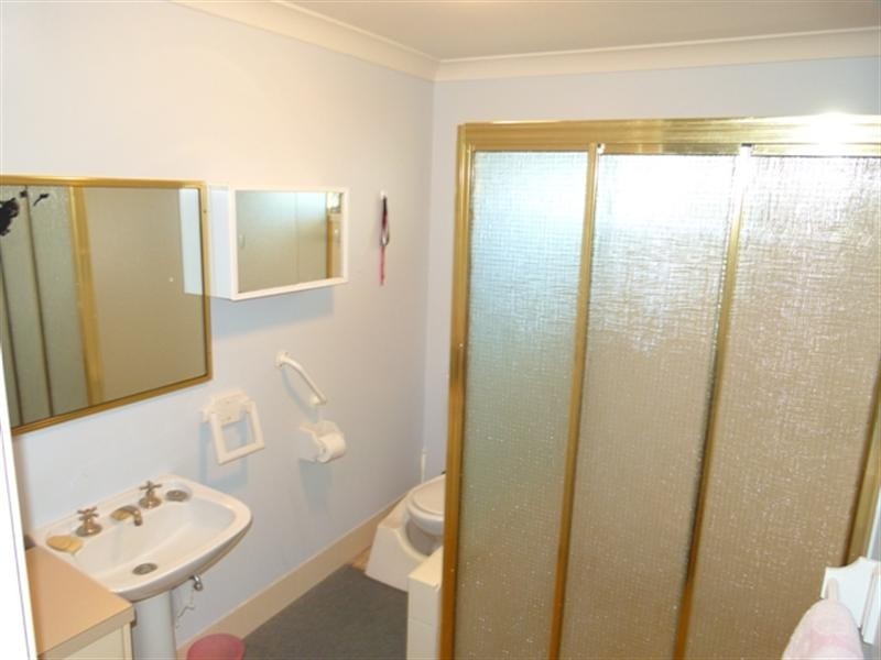 10 Lloyd George Street, Eastern Heights QLD 4305