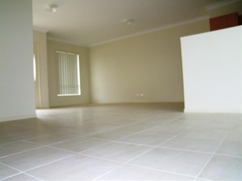 6 Figtree, Yamanto QLD 4305